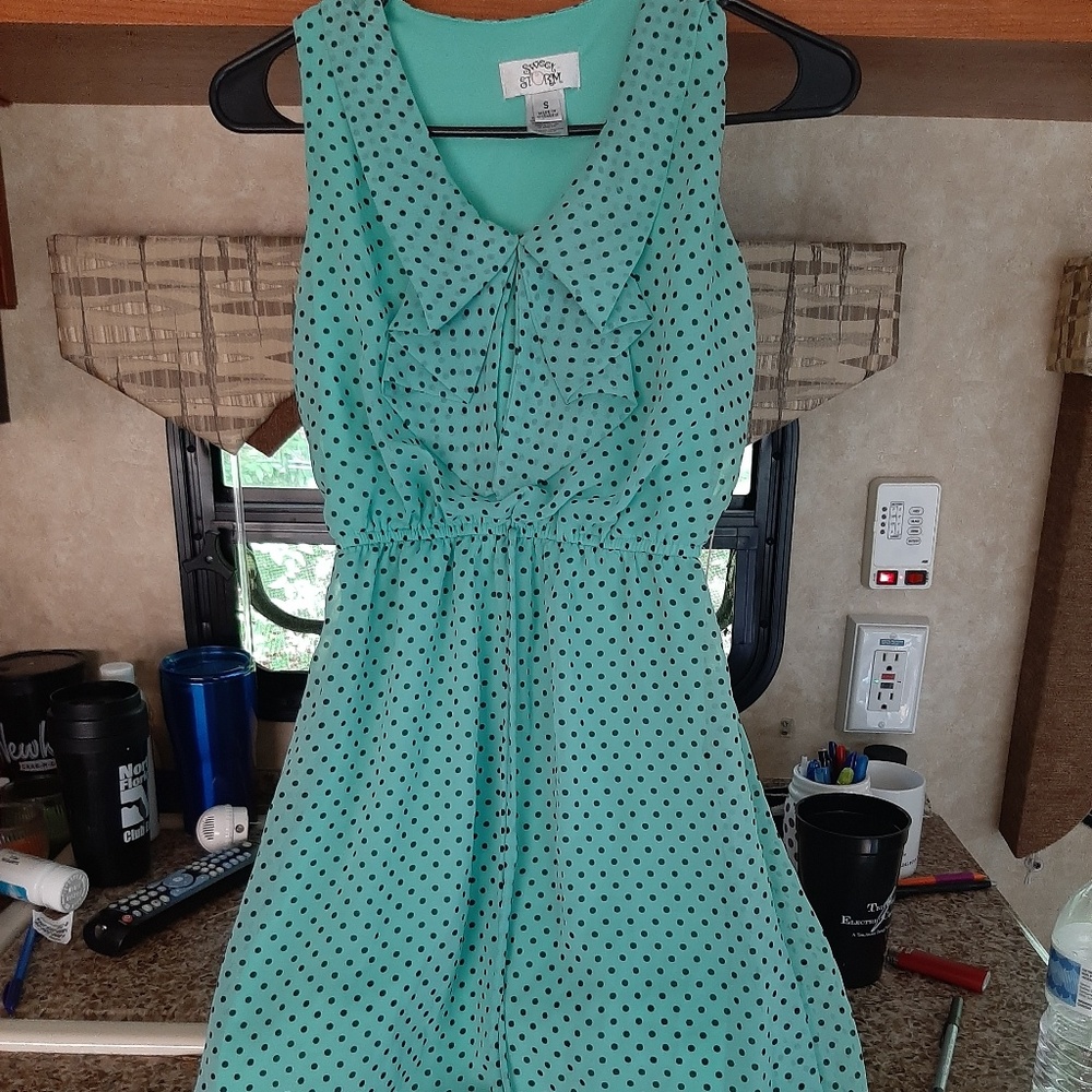 Blue polka dot casual dress